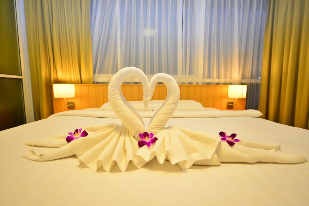 Apartment Modern Thai Phuket